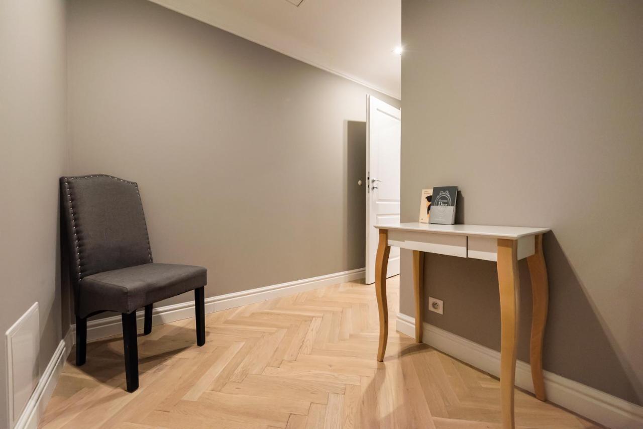 Lovely Apartment In The Heart Of Warsaw Varsóvia Exterior foto